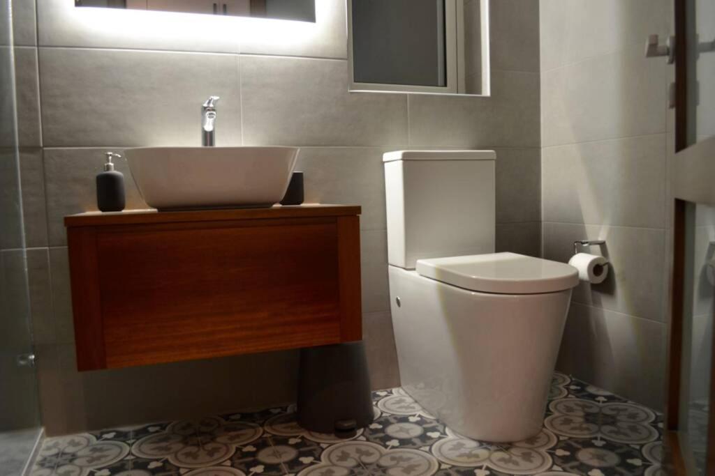 Sliema, Stylish 2 Bedroom Apartment With Parking Esterno foto