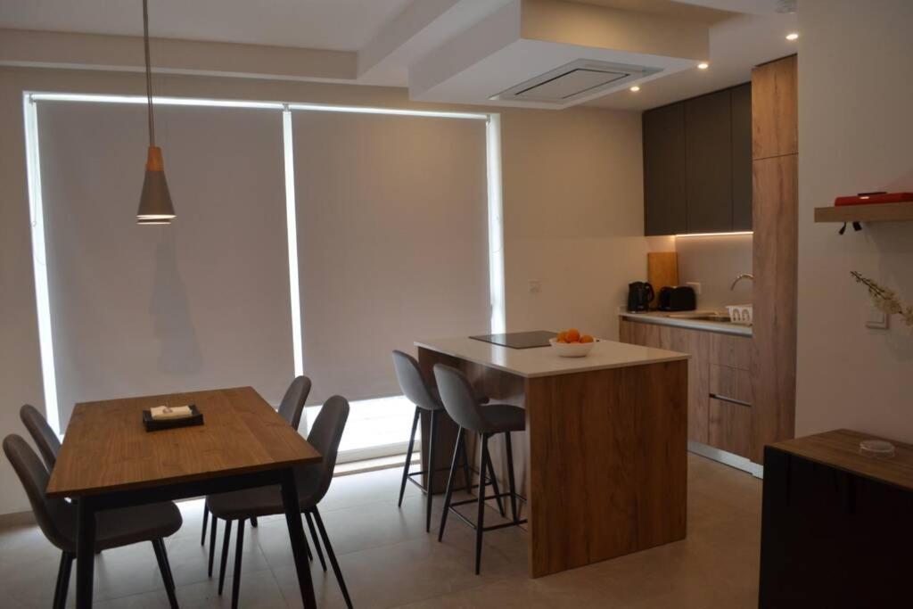 Sliema, Stylish 2 Bedroom Apartment With Parking Esterno foto