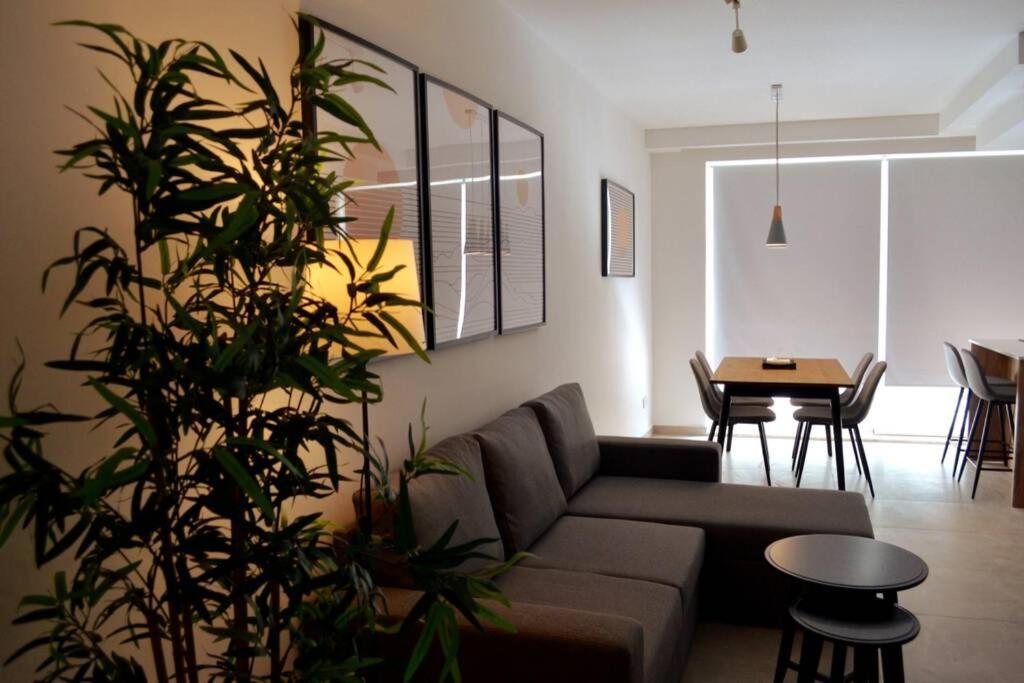 Sliema, Stylish 2 Bedroom Apartment With Parking Esterno foto